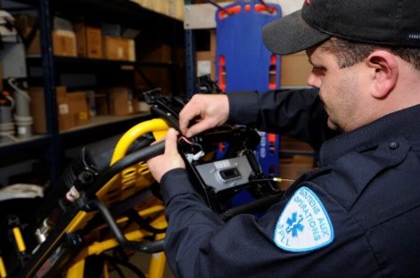 SPLL - Commissionnaire (Photographe Vicky Brunoro-Laporte)