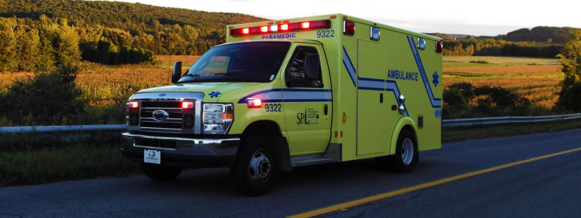 Véhicule sur la route