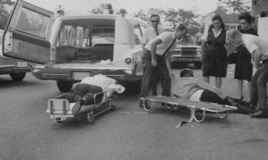 Ambulance rétro